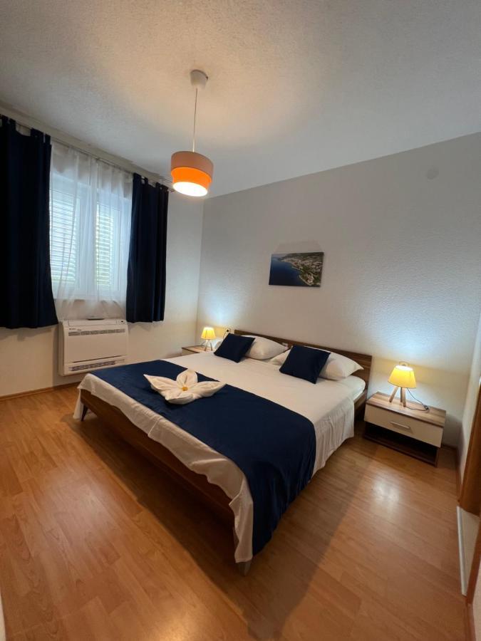 Villa Marina - Sea View Bol Bagian luar foto